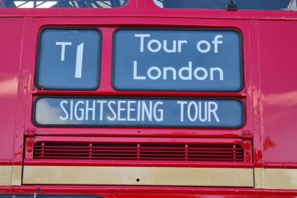 Privado: Guided Sightseeing Tour on a Vintage