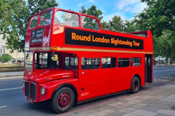 Privado: Guided Sightseeing Tour on a Vintage