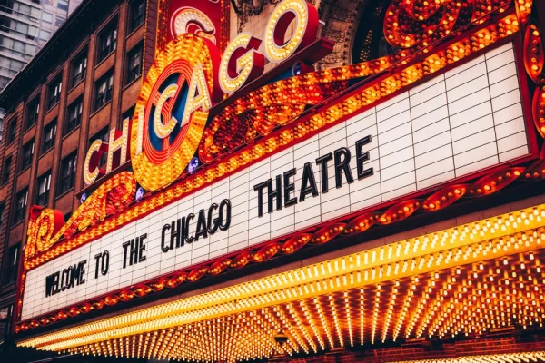 Privado: The Chicago Theatre Tour Experience
